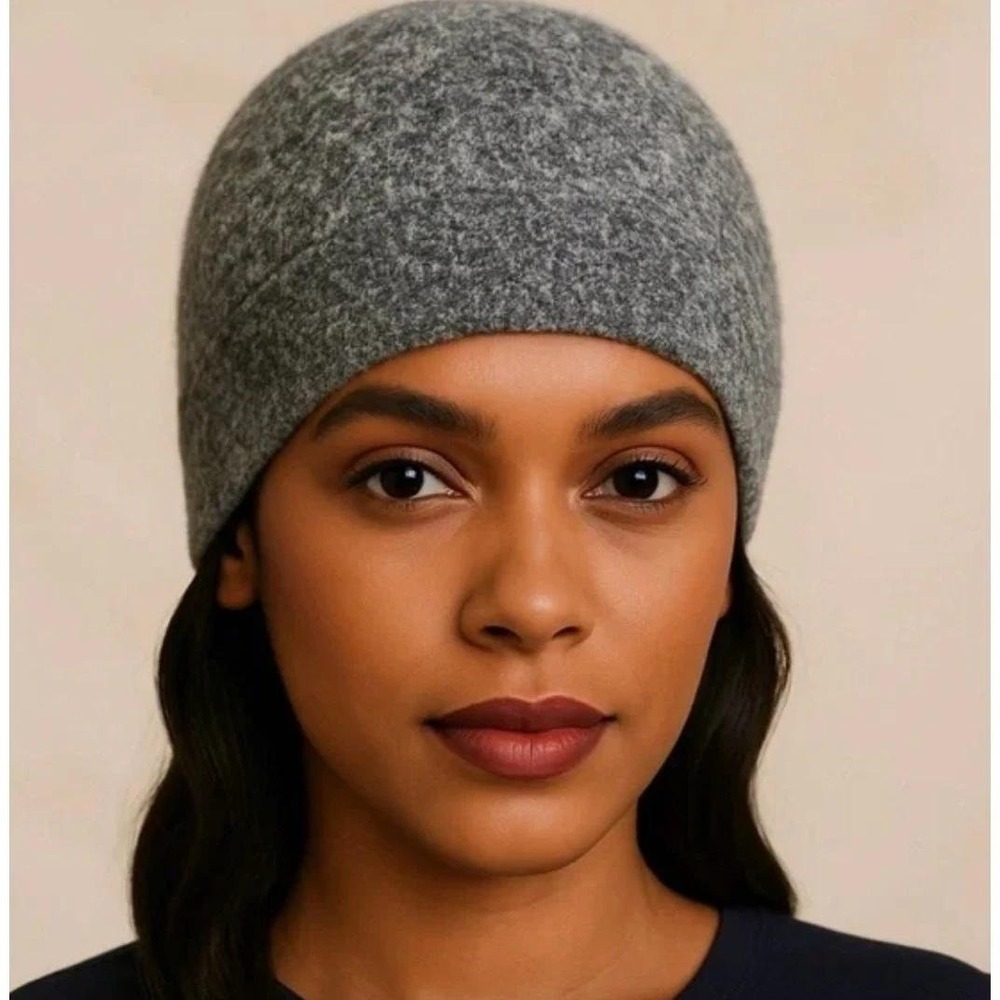 NEW Barefoot Dreams‎ Women's CozyChic Lite Confetti Beanie Smokey Green-Fog Gray